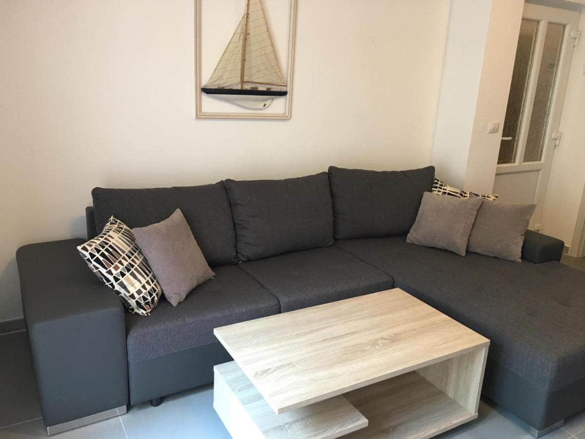 Apartment To Rent بولا المظهر الخارجي الصورة